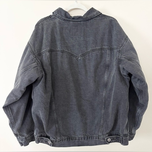 Levi’s Silver Tab Washed Black Oversized Baggy 90s Trucker Thick Denim Jacket - Picture 8 of 14